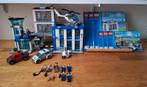 Lego city Politiebureau 60047 complete set met de 6 boekjes, Ophalen of Verzenden, Zo goed als nieuw