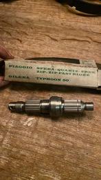 Nieuw orgineel uitgaande as piaggio quartz zip fast rider, Motoren, Ophalen of Verzenden, Pia, Pia, Pia