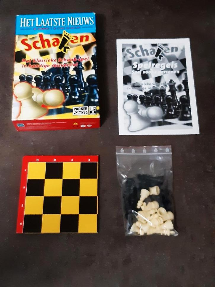 Schaken klein/reis Parker 2006 uitmuntende staat, Hobby en Vrije tijd, Gezelschapsspellen | Bordspellen, Zo goed als nieuw, Ophalen of Verzenden