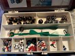 subbuteo doos met diverse spelers, 4x keepers 3 ballen etc., Gebruikt, Ophalen of Verzenden, Spel, Buitenlandse clubs