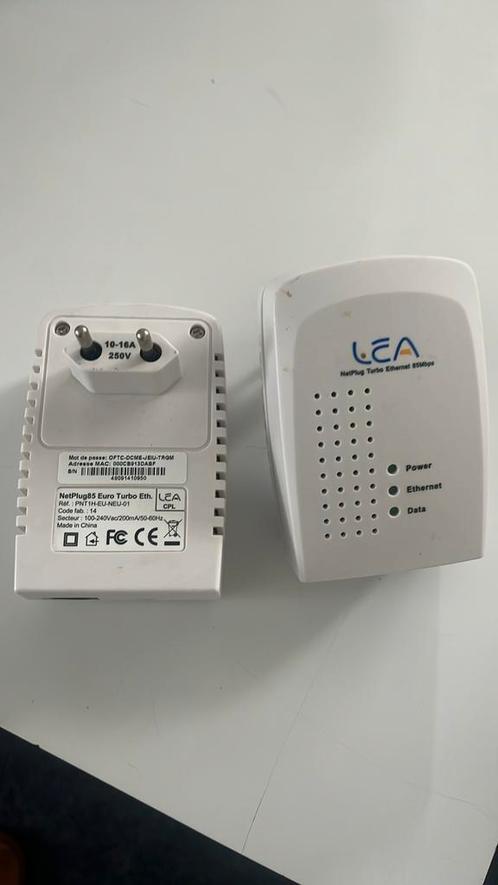 Internet, Computers en Software, Netwerk switches, Zo goed als nieuw, Ophalen of Verzenden