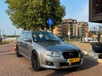 Subaru Legacy 2.0R AUTOMAAT AWD - APK 2027!, Auto's, Subaru, Stof, Zwart, 4 cilinders, Legacy