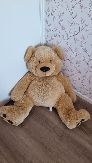 Grote Teddybeer - Knuffelbeer beschikbaar voor biedingen
