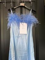 nieuw met kaartjes Daily Sleeper lichtblauwe jurk met veren, Kleding | Dames, Jurken, Blauw, Nieuw, Ophalen of Verzenden, Maat 36 (S)