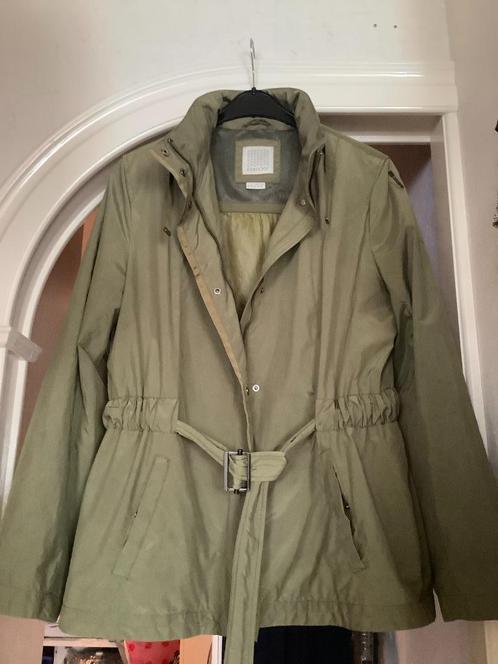 Zeer mooie groene jas van GEOX, maat 46., Kleding | Dames, Jassen | Zomer, Zo goed als nieuw, Maat 46/48 (XL) of groter, Groen