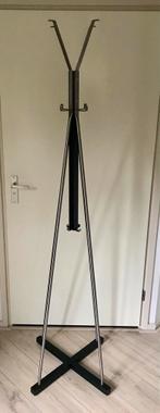 Robuuste (vrij)staande kapstok Ikea Tjusig, Huis en Inrichting, Woonaccessoires | Kapstokken, Ophalen, Gebruikt, Metaal, Staande kapstok