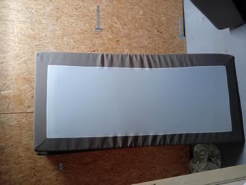 5 x boxspring samen 100 euro !!!moet weg beschikbaar voor biedingen