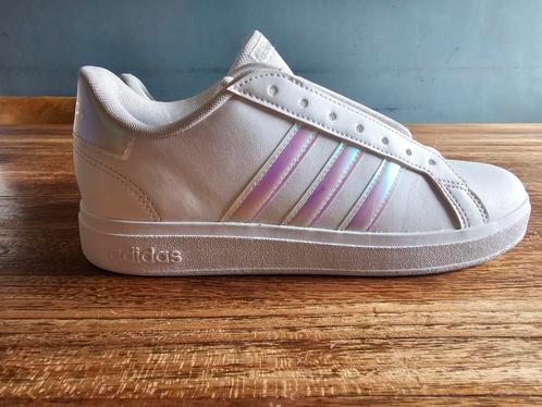 Nieuwe Adidas maat 38,5, Kleding | Dames, Schoenen, Nieuw, Sneakers of Gympen, Ophalen