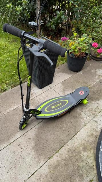 Razor Power Core E 90 electrische step beschikbaar voor biedingen