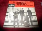 The Shadows - Genie with the light brown lamp, Gebruikt, 7 inch, Single, Ophalen of Verzenden