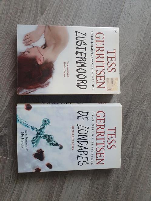 Tess Gerritsen, Zustermoord & De Zondares, Boeken, Thrillers, Zo goed als nieuw, Nederland, Ophalen of Verzenden