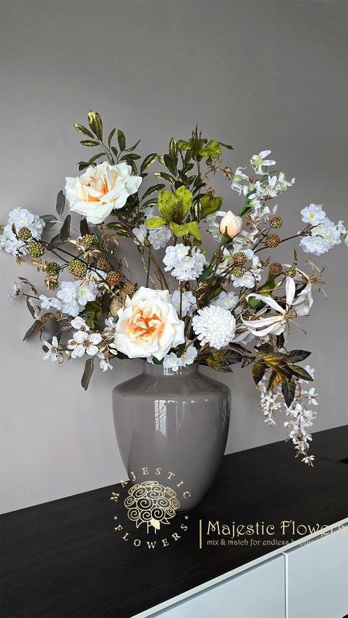 SALE Nieuw zijdenbloemen boeket, Huis en Inrichting, Woonaccessoires | Kunstplanten en Kunstbloemen, Nieuw, Ophalen of Verzenden