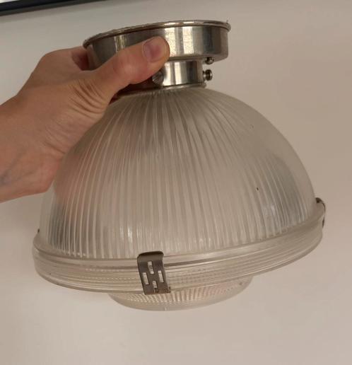 Set van 2 vintage industriële plafondlampen – Glas & metaal, Huis en Inrichting, Lampen | Plafondlampen, Zo goed als nieuw, Glas