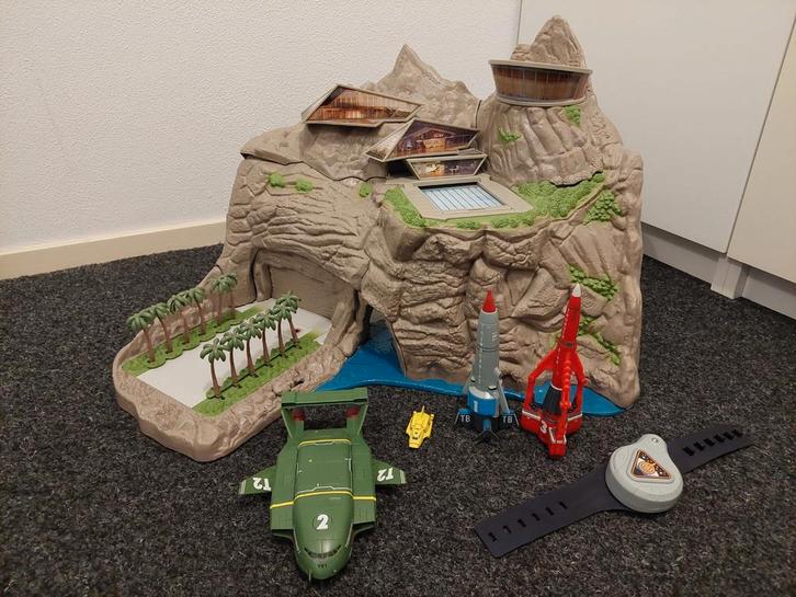 Thunderbirds speeleiland met voertuigen, Verzamelen, Speelgoed, Gebruikt, Ophalen