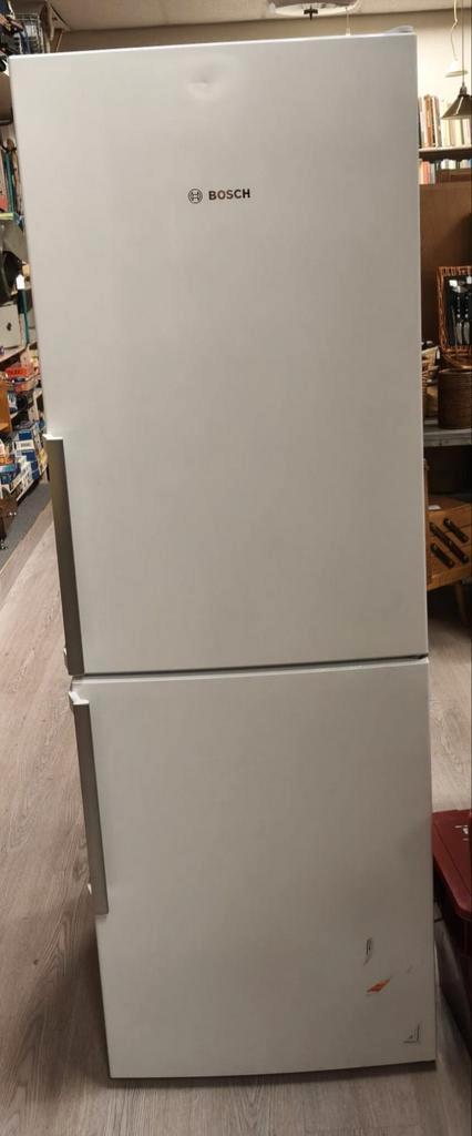 Bosch witte  koelvriescombinatie, Witgoed en Apparatuur, Koelkasten en IJskasten, Zo goed als nieuw, Met aparte vriezer, 45 tot 60 cm