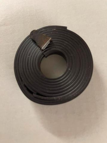 Zwarte Magneetstrip 1,5 meter beschikbaar voor biedingen