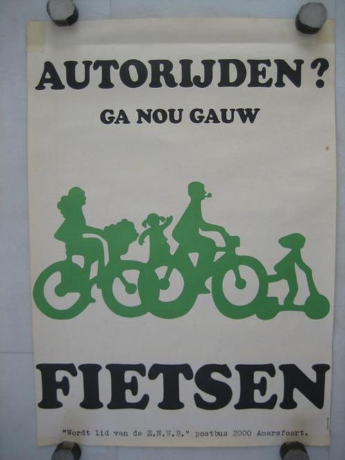 Protest Affiche: ENWB "Autorijden ? ga nou gauw fietsen", Verzamelen, Posters, Gebruikt, Sport, Ophalen of Verzenden