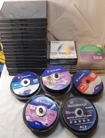 Partij ongebruikte Dvd's en opbergcassettes - Gratis beschikbaar voor biedingen