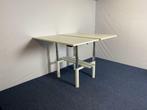 Elektrisch zit/sta bench bureau Unifor, wit, 160 x 170 cm.