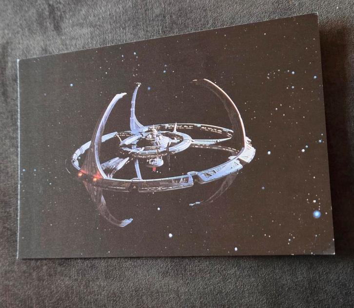 Deep Space Nine (DS9) - Star Trek, Verzamelen, Ansichtkaarten | Themakaarten, Ongelopen, 1980 tot heden, Overige thema's, Verzenden