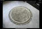 Vloerkleed  rond. 10€, Huis en Inrichting, Stoffering | Tapijten en Kleden, Ophalen, Zo goed als nieuw, Rond, 200 cm of meer