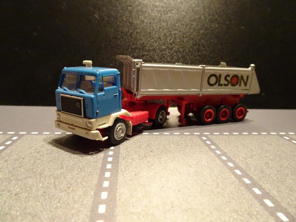 208 albedo herpa volvo f88 f89 olson kieper 1:87 truck trein, Hobby en Vrije tijd, Ophalen of Verzenden, Zo goed als nieuw, Bus of Vrachtwagen
