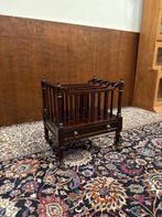 Klassiek Engelse Lectuurbak krantenbak, Ophalen