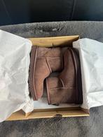 UGG Classic Mini II Burnt Cedar Bruin Maat 37 - Nieuw, UGG, Bruin, Verzenden, Lage of Enkellaarzen
