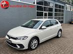 Volkswagen Polo 1.0 TSI Life Edition / Led koplampen / Parke, Voorwielaandrijving, Stof, Gebruikt, Zwart