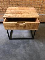 Nieuw kastje van mango hout met stalen frame, Ophalen, ., Nieuw, Minder dan 50 cm