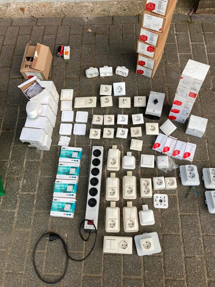 Electra componenten bewegingssensor opbouw / inbouw enz enz, Hobby en Vrije tijd, Elektronica-componenten, Zo goed als nieuw, Ophalen of Verzenden