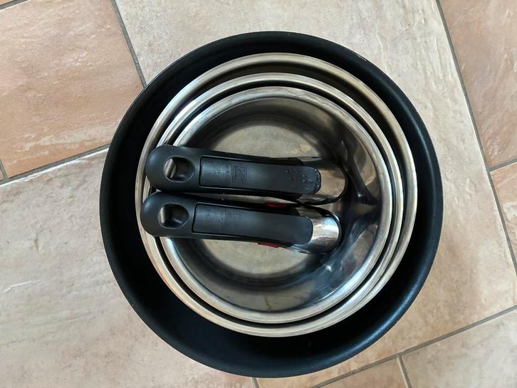 Pannen-en koekepannenset ( Tefal-Ingenio- losse handgrepen, Caravans en Kamperen, Camper-accessoires, Gebruikt, Ophalen of Verzenden