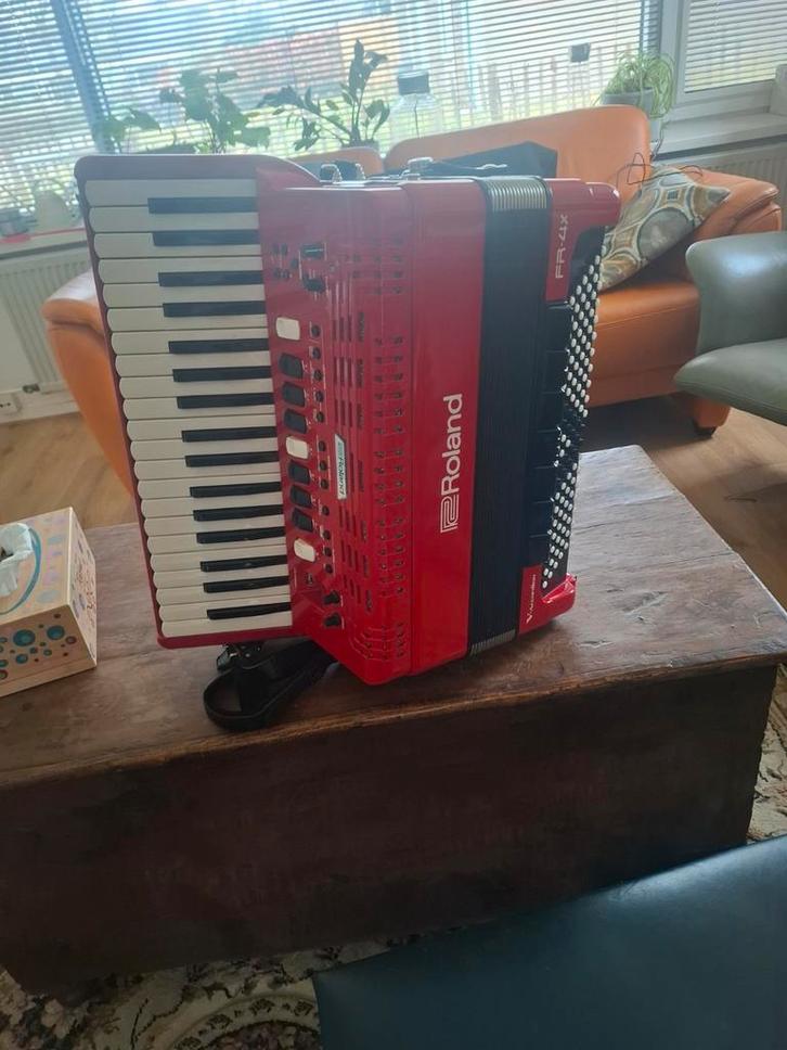 Roland FR-4x V-Accordeon in Prima Staat, Muziek en Instrumenten, Accordeons, Zo goed als nieuw, Toetsaccordeon, Overige formaten
