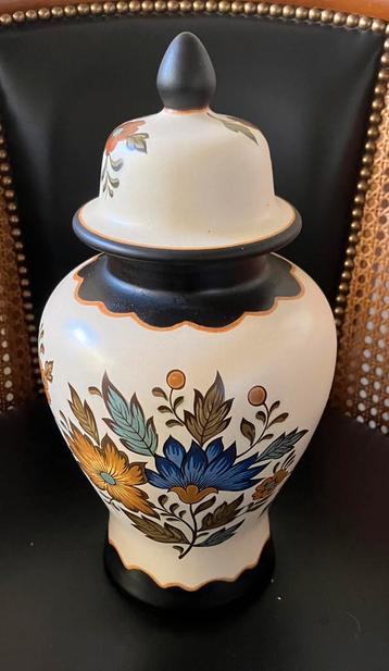 Flora Gouda Plateel Holland kan beschikbaar voor biedingen