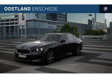 BMW i5 eDrive40 M Sport / Panoramadak / Trekhaak / Bowers &  beschikbaar voor biedingen