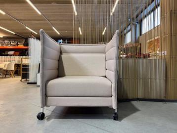 Vitra Alcove sofa lowback, showroommodellen, meerdere beschikbaar voor biedingen