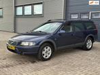 Volvo V70 Cross Country 2.4 T Geartr Comf AUTOMAAT - LEER -, Automaat, Stoelverwarming, 2435 cc, Vierwielaandrijving