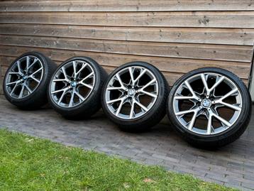 Orig BMW 1-serie F40 Styling 553M 18 inch velgen + banden beschikbaar voor biedingen