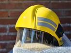 Brandweerhelm brandweer Dräger HPS6200, Ophalen of Verzenden, Landmacht, Nederland, Embleem of Badge