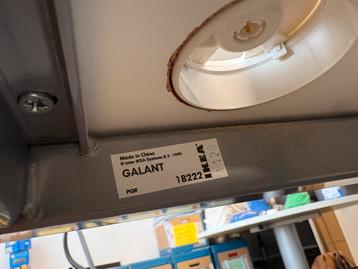 IKEA Galant bureau 160 x 80. (Zonder stoel) - afbeelding 4