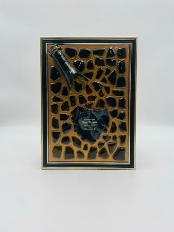 Dom Perignon P2 2006 Gold Epoxy Finish Kunstwerk beschikbaar voor biedingen