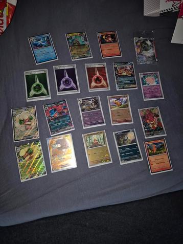 Diverse Pokemon hitjes uit 151 en White Flare EVT TE RUIL beschikbaar voor biedingen