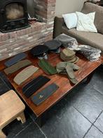 Partij militaria helmen petten uniformen en veel meer, Verzamelen, Ophalen of Verzenden, Landmacht, Nederland