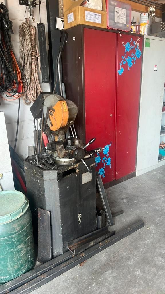 Bewo afkortzaag, Doe-het-zelf en Verbouw, Gereedschap | Zaagmachines, Gebruikt, Afkortzaag, 1200 watt of meer, 70 mm of meer, Ophalen