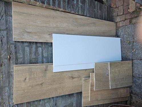 Houtlook en witte tegels, Doe-het-zelf en Verbouw, Tegels, Zo goed als nieuw, Wandtegels, Keramiek, 20 tot 40 cm, Minder dan 5 m²