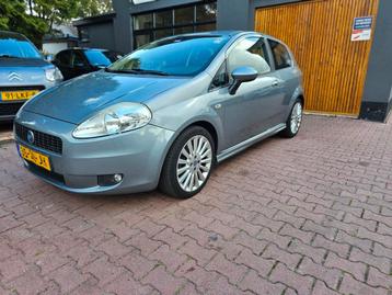 Fiat Punto 1.4 16V Turbo 3DR 2007 Grijs beschikbaar voor biedingen