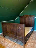 Prachtig uniek vintage/antiek houten bed 130x190, Ophalen