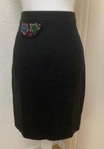Prachtig Louis Féraud rokje maat 38 // ZGAN, Kleding | Dames, Ophalen of Verzenden, Zo goed als nieuw, Zwart, Boven de knie
