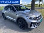 Volkswagen T-Roc 1.5 TSI R-Line 18 INCH CarPlay Black Style, 1258 kg, Zwart, 4 cilinders, 150 pk