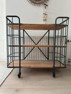 Industrieel metalen rek met houten planken wieltjes 95x37x89, Ophalen, 50 tot 100 cm, Zo goed als nieuw, 25 tot 50 cm